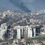 In Bakhmut, Ukrainian troops cling to western edge of a destroyed city